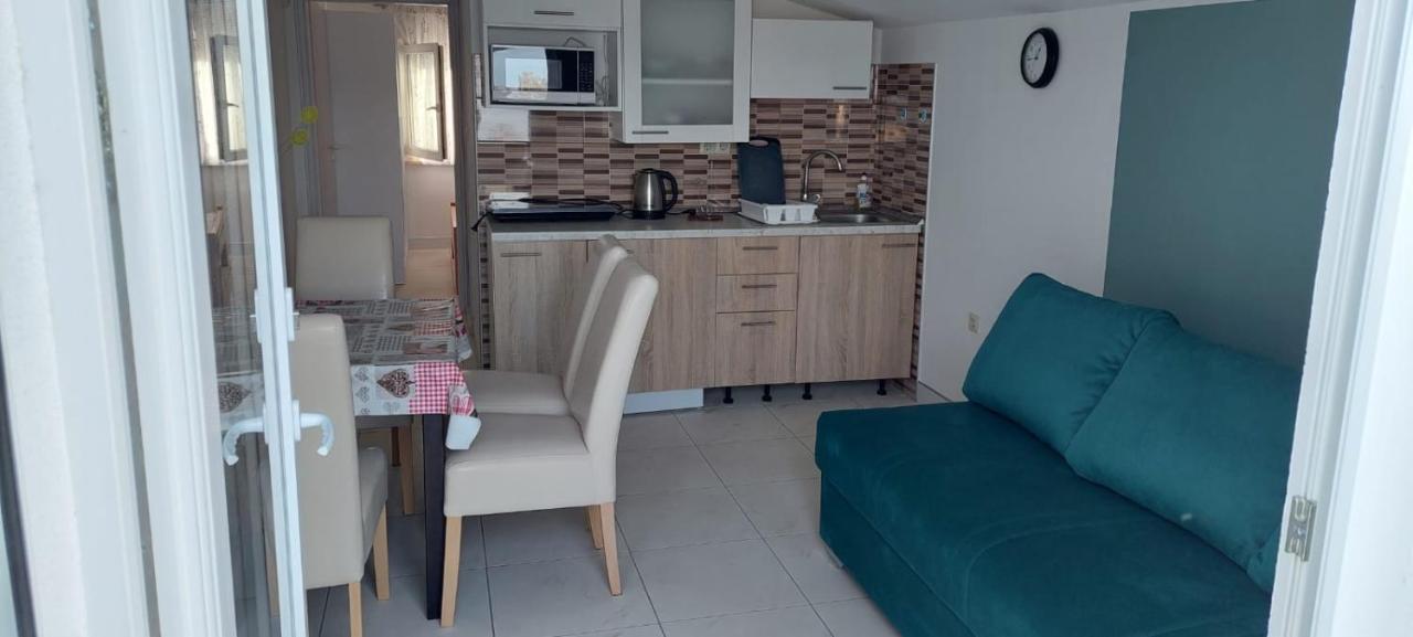 Apartmani Fran Vir Buitenkant foto