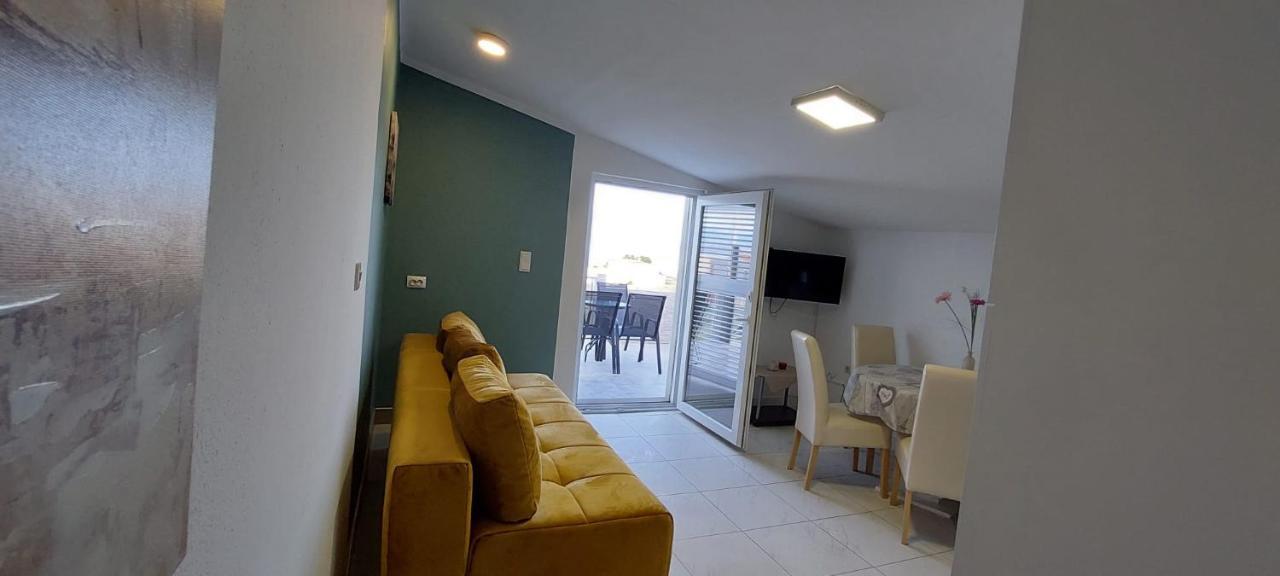 Apartmani Fran Vir Buitenkant foto