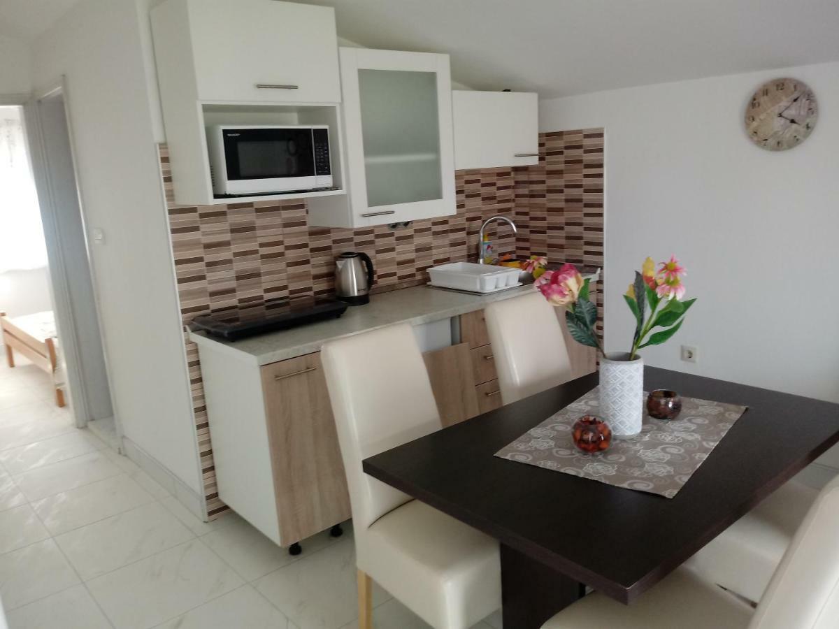 Apartmani Fran Vir Buitenkant foto