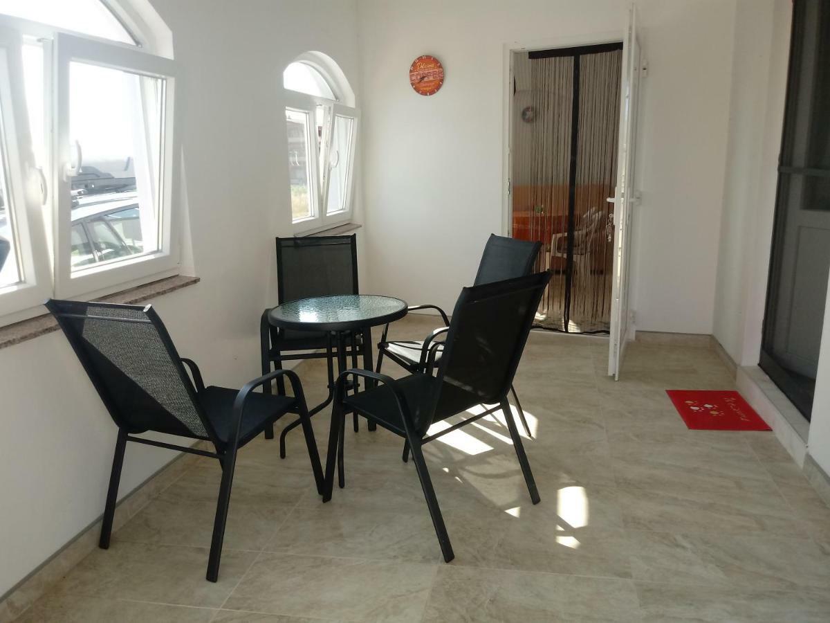 Apartmani Fran Vir Buitenkant foto