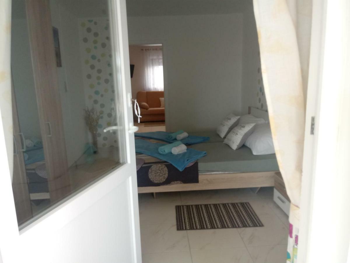 Apartmani Fran Vir Buitenkant foto